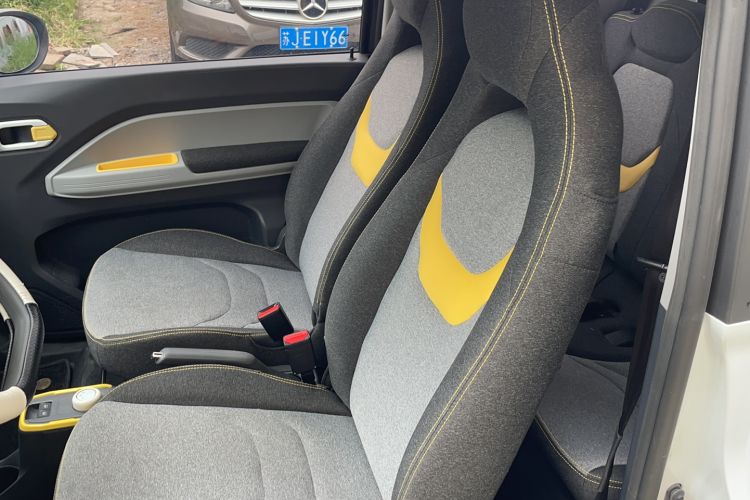 Used Chery QQ Ice Cream 2022 170km Sundae Phosphate Lithium-Ion Left Front Seat