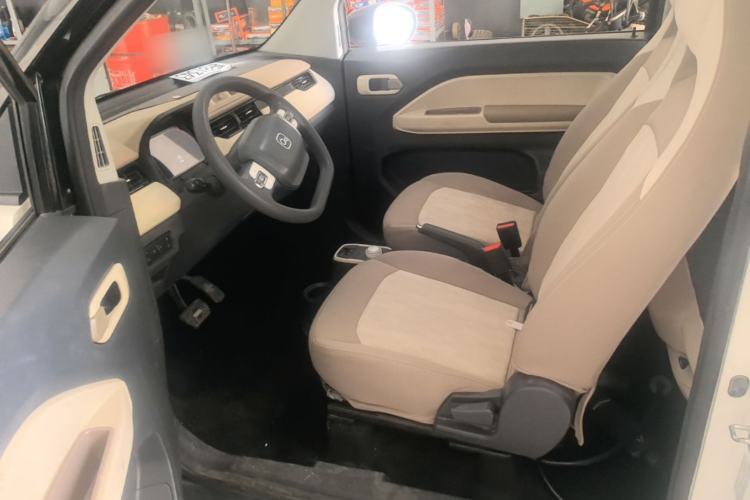 Used Chery QQ Ice Cream 2022 170km Sundae Phosphate Lithium-Ion Left Front Seat