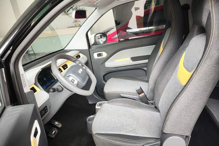 Used Chery QQ Ice Cream 2022 170km Sundae Ternary Lithium Left Front Seat