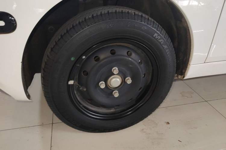 Used Chery QQ Ice Cream 2022 170km Sundae Phosphate Lithium-Ion Left Front Wheel Hub
