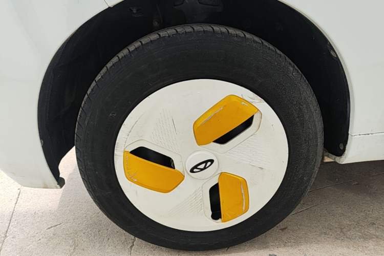 Used Chery QQ Ice Cream 2022 170km Sundae Phosphate Lithium-Ion Left Front Wheel Hub
