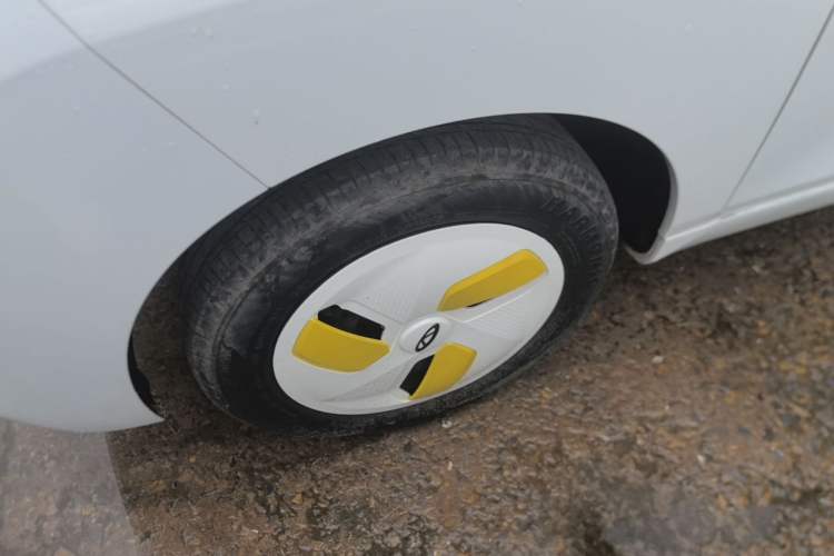 Used Chery QQ Ice Cream 2022 170km Sundae Phosphate Lithium-Ion Left Front Wheel Hub