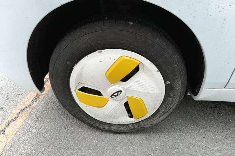 Used Chery QQ Ice Cream 2022 170km Sundae Phosphate Lithium-Ion Left Front Wheel Hub