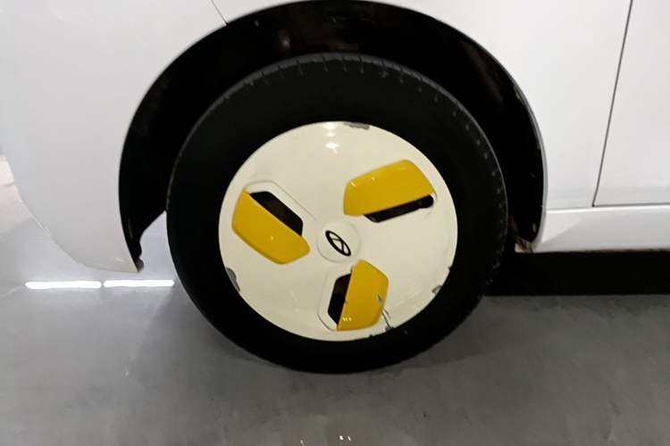 Used Chery QQ Ice Cream 2022 170km Sundae Phosphate Lithium-Ion Left Front Wheel Hub