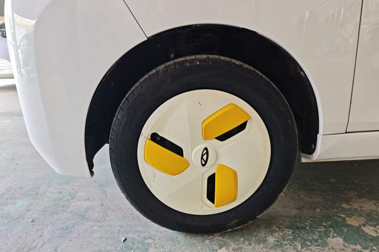 Used Chery QQ Ice Cream 2022 170km Sundae Phosphate Lithium-Ion Left Front Wheel Hub