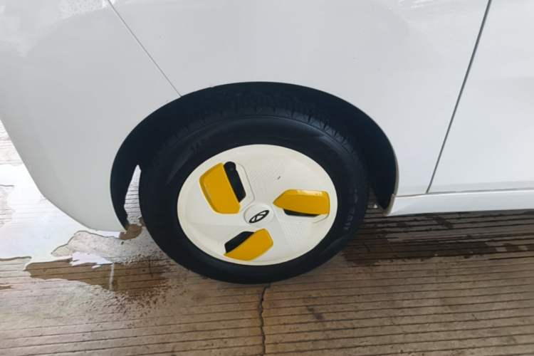 Used Chery QQ Ice Cream 2022 170km Sundae Phosphate Lithium-Ion Left Front Wheel Hub