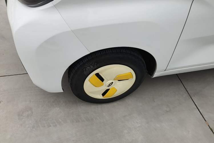 Used Chery QQ Ice Cream 2022 170km Sundae Phosphate Lithium-Ion Left Front Wheel Hub