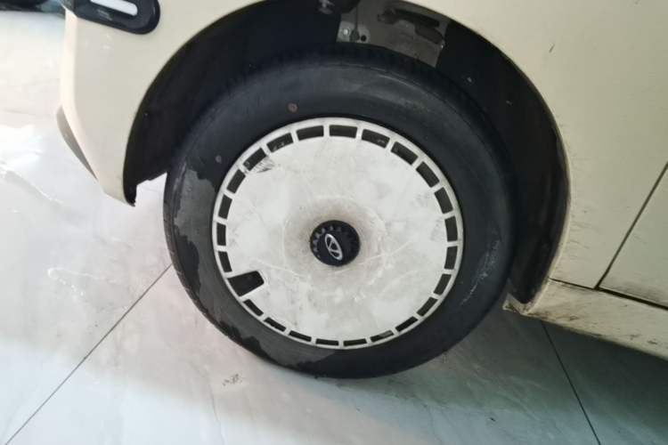 Used Chery QQ Ice Cream 2022 170km Sundae Phosphate Lithium-Ion Left Front Wheel Hub