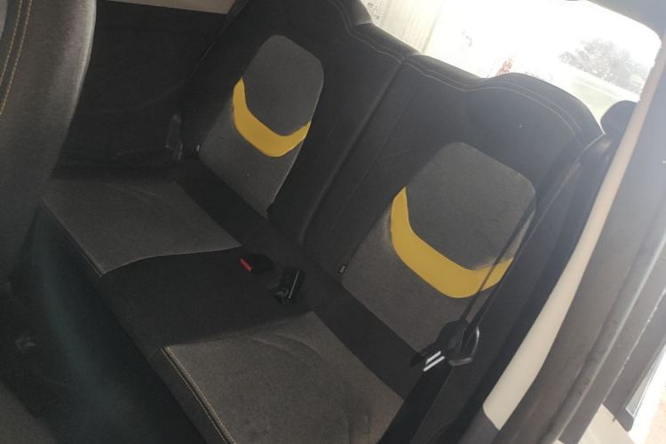 Used Chery QQ Ice Cream 2022 170km Sundae Phosphate Lithium-Ion Left Rear Seat