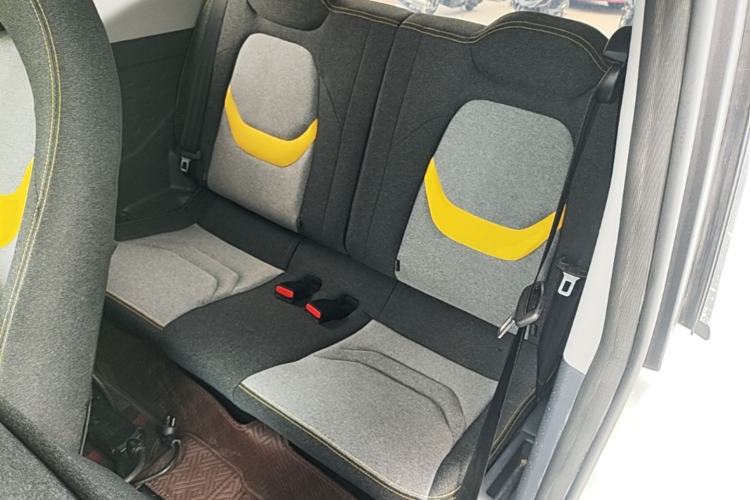 Used Chery QQ Ice Cream 2022 170km Sundae Phosphate Lithium-Ion Left Rear Seat