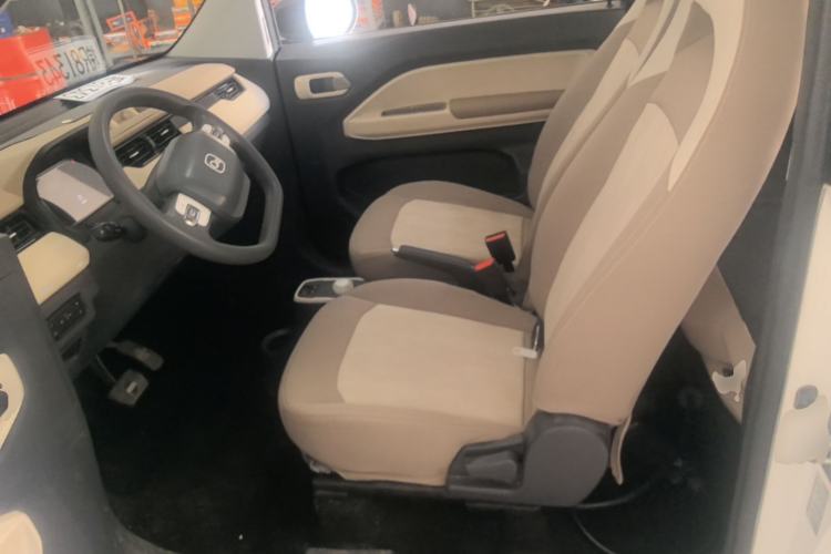 Used Chery QQ Ice Cream 2022 170km Sundae Phosphate Lithium-Ion Left Rear Seat