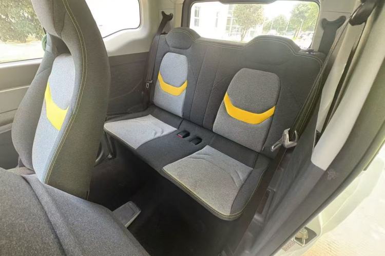 Used Chery QQ Ice Cream 2022 120km Conical Shape Lithium Iron Phosphate Left Rear Seat
