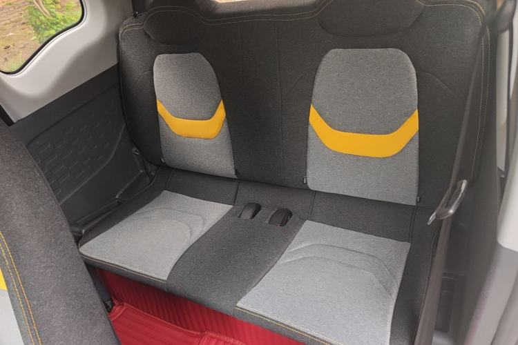 Used Chery QQ Ice Cream 2022 120km Conical Shape Lithium Iron Phosphate Left Rear Seat