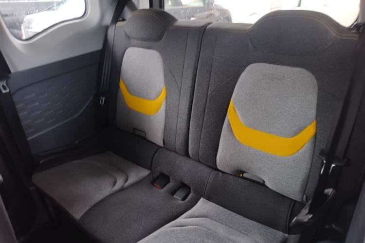 Used Chery QQ Ice Cream 2022 170km Sundae Phosphate Lithium-Ion Left Rear Seat