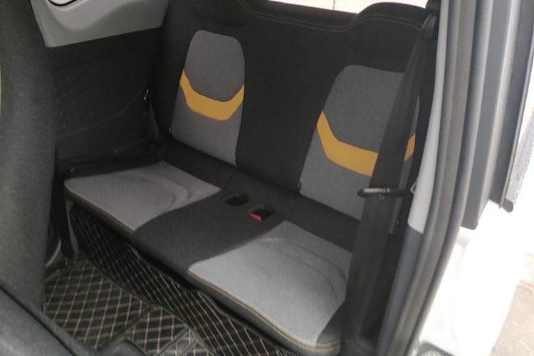 Used Chery QQ Ice Cream 2022 120km Milkshake Phosphate Lithium-Iron Left Rear Seat