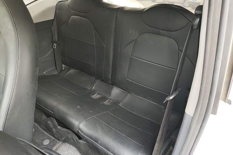 Used Chery QQ Ice Cream 2022 170km Sundae Phosphate Lithium-Ion Left Rear Seat