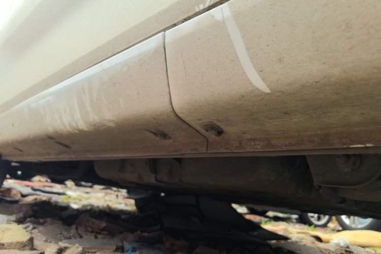 Used Chery QQ Ice Cream 2022 170km Sundae Phosphate Lithium-Ion Left Side Sill