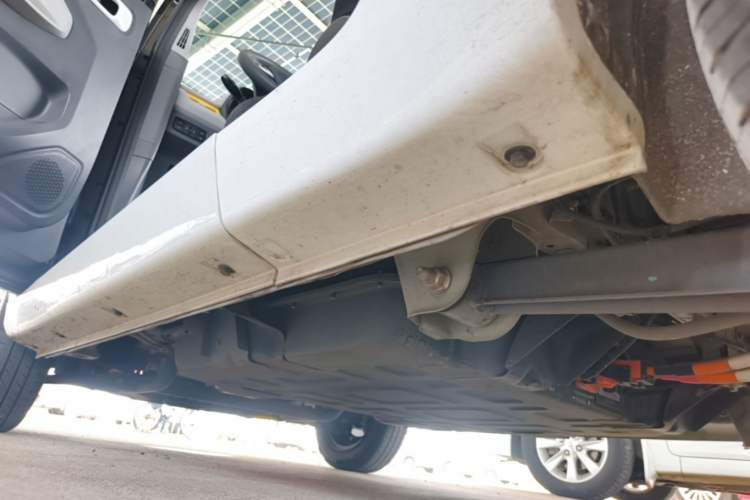 Used Chery QQ Ice Cream 2022 170km Sundae Phosphate Lithium-Ion Left Side Sill