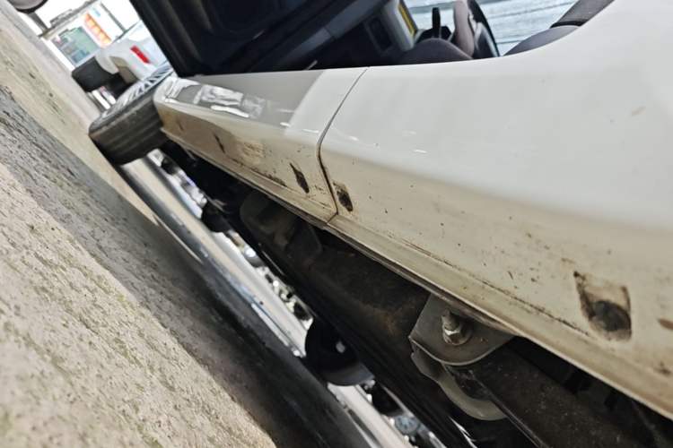 Used Chery QQ Ice Cream 2022 170km Sundae Phosphate Lithium-Ion Left Side Sill