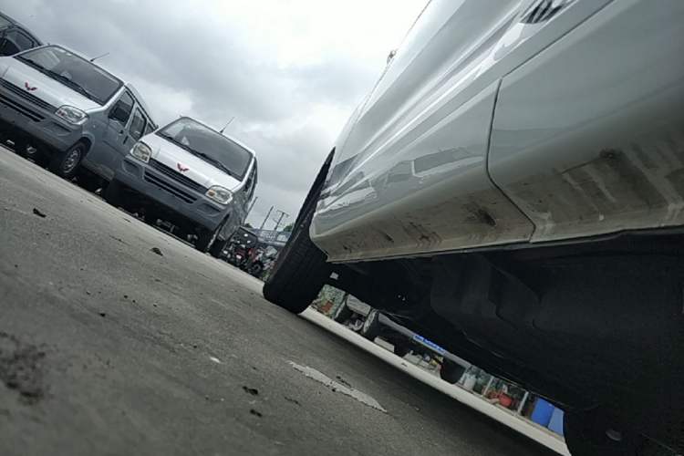 Used Chery QQ Ice Cream 2022 170km Sundae Phosphate Lithium-Ion Left Side Sill