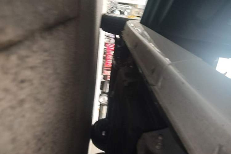 Used Chery QQ Ice Cream 2022 170km Sundae Phosphate Lithium-Ion Left Side Sill