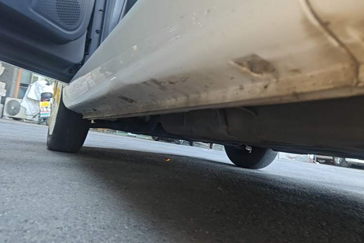 Used Chery QQ Ice Cream 2022 170km Sundae Phosphate Lithium-Ion Left Side Sill