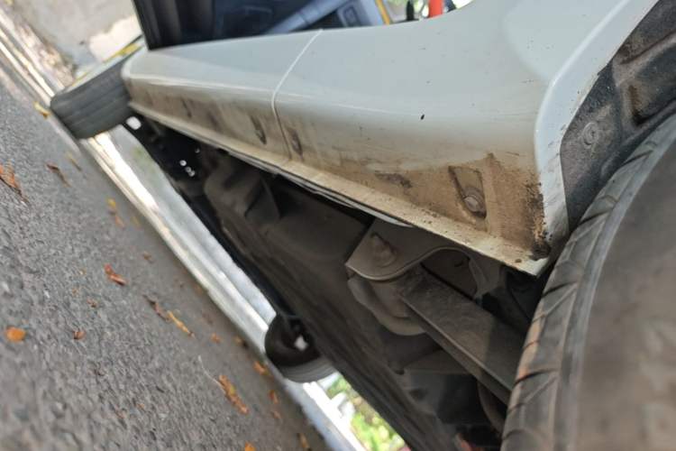 Used Chery QQ Ice Cream 2022 170km Sundae Phosphate Lithium-Ion Left Side Sill