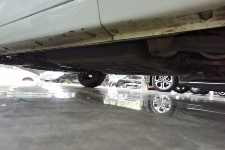 Used Chery QQ Ice Cream 2022 120km Conical Shape Lithium Iron Phosphate Left Side Sill