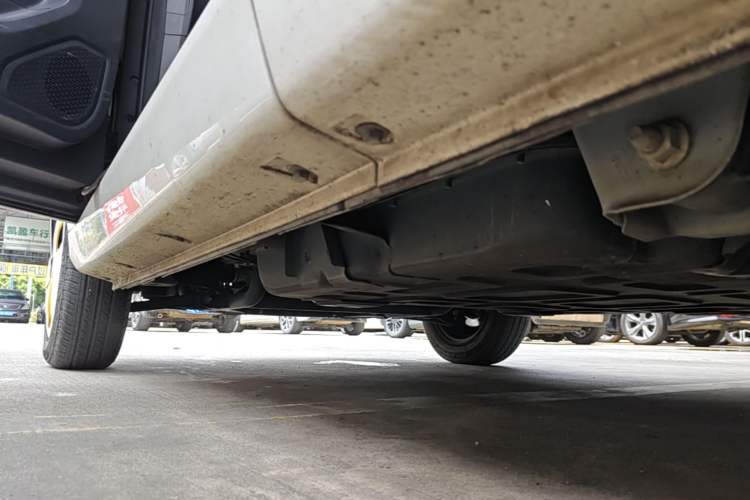 Used Chery QQ Ice Cream 2022 170km Sundae Phosphate Lithium-Ion Left Side Sill