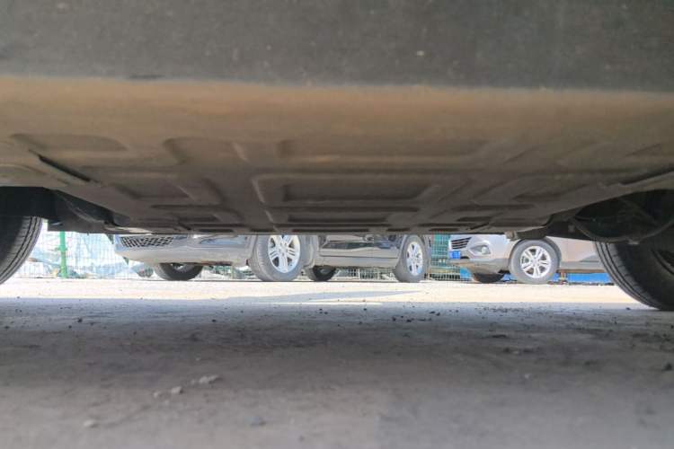 Used Chery QQ Ice Cream 2022 120km Conical Shape Lithium Iron Phosphate Left Side Sill