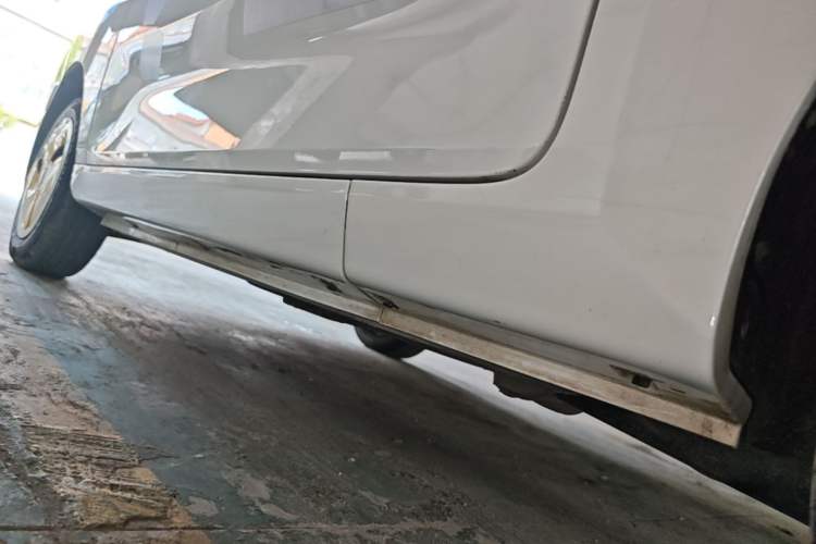 Used Chery QQ Ice Cream 2022 170km Sundae Phosphate Lithium-Ion Left Side Sill
