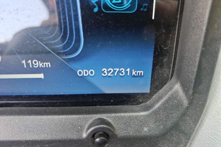 Used Chery QQ Ice Cream 2022 120km Conical Shape Lithium Iron Phosphate Odometer Close Up