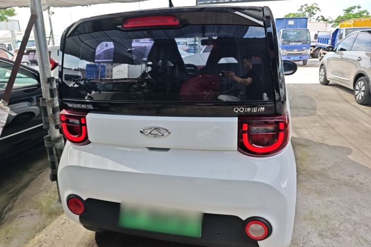 Used Chery QQ Ice Cream 2022 170km Sundae Phosphate Lithium-Ion Rear