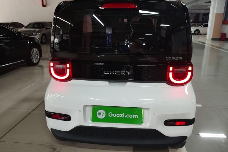Used Chery QQ Ice Cream 2022 170km Sundae Phosphate Lithium-Ion Rear