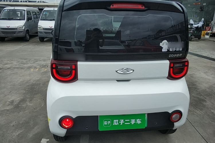 Used Chery QQ Ice Cream 2022 170km Sundae Phosphate Lithium-Ion Rear