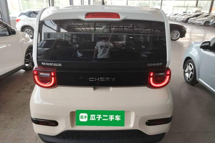 Used Chery QQ Ice Cream 2022 170km Sundae Phosphate Lithium-Ion Rear