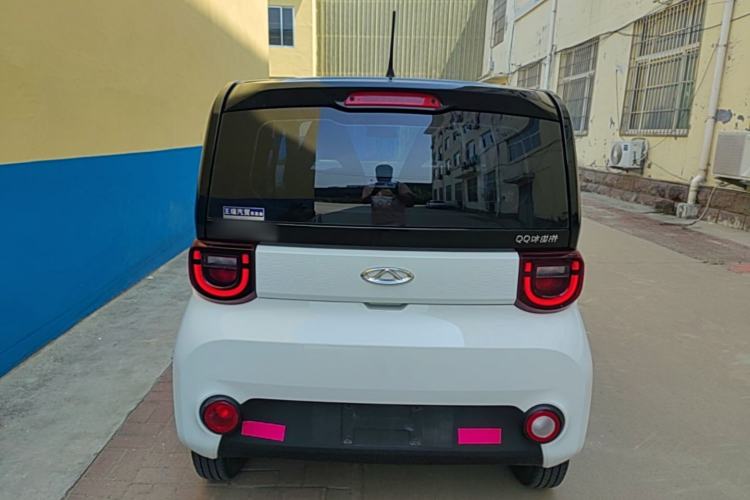 Used Chery QQ Ice Cream 2022 120km Milkshake Phosphate Lithium-Iron Rear