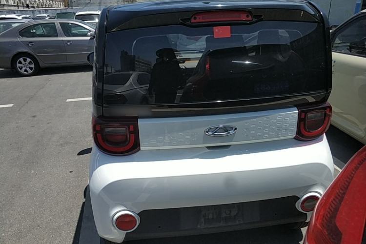 Used Chery QQ Ice Cream 2022 170km Sundae Phosphate Lithium-Ion Rear