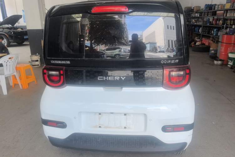 Used Chery QQ Ice Cream 2022 170km Sundae Phosphate Lithium-Ion Rear