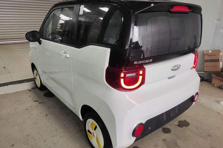 Used Chery QQ Ice Cream 2022 170km Sundae Phosphate Lithium-Ion Rear Left 45 Deg