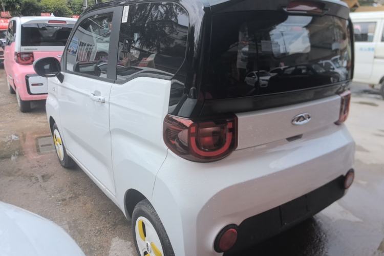 Used Chery QQ Ice Cream 2022 170km Sundae Phosphate Lithium-Ion Rear Left 45 Deg