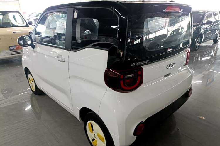 Used Chery QQ Ice Cream 2022 170km Sundae Phosphate Lithium-Ion Rear Left 45 Deg