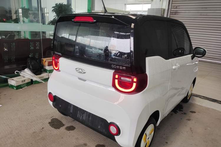 Used Chery QQ Ice Cream 2022 170km Sundae Phosphate Lithium-Ion Rear Right 45 Deg