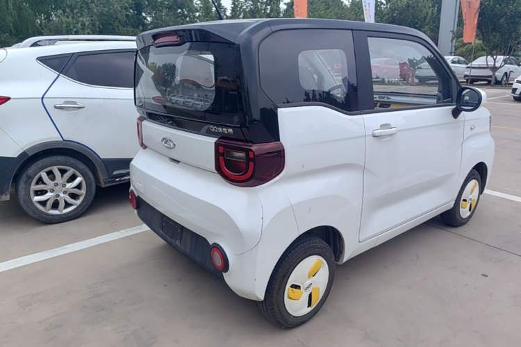 Used Chery QQ Ice Cream 2022 120km Milkshake Phosphate Lithium-Iron Rear Right 45 Deg