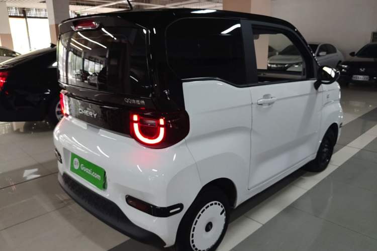 Used Chery QQ Ice Cream 2022 170km Sundae Phosphate Lithium-Ion Rear Right 45 Deg