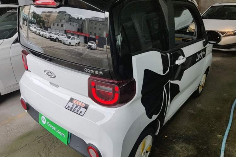 Used Chery QQ Ice Cream 2022 170km Sundae Phosphate Lithium-Ion Rear Right 45 Deg