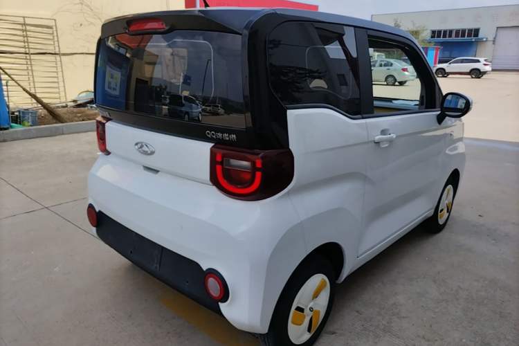 Used Chery QQ Ice Cream 2022 170km Sundae Phosphate Lithium-Ion Rear Right 45 Deg