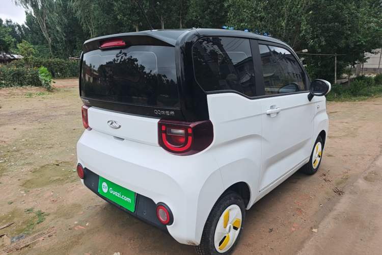 Used Chery QQ Ice Cream 2022 120km Conical Shape Lithium Iron Phosphate Rear Right 45 Deg