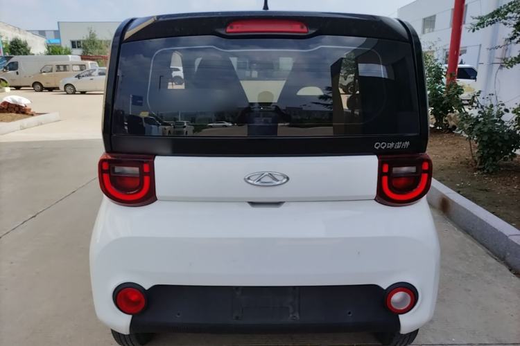 Used Chery QQ Ice Cream 2022 170km Sundae Phosphate Lithium-Ion Rear