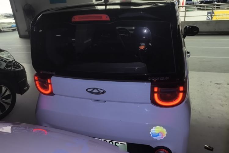 Used Chery QQ Ice Cream 2022 120km Conical Shape Lithium Iron Phosphate Rear